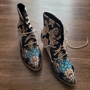 Lace up Embroidered Booties